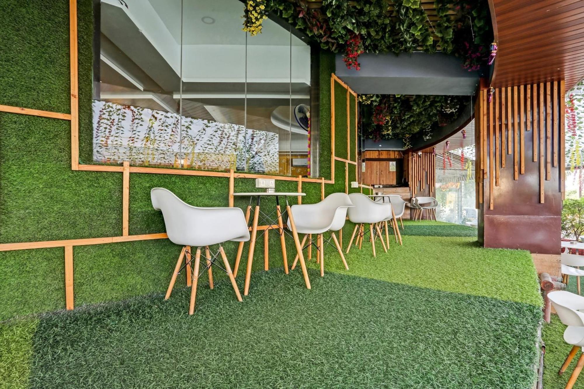 Oyo Salt House Hotel Mumbai  Buitenkant foto
